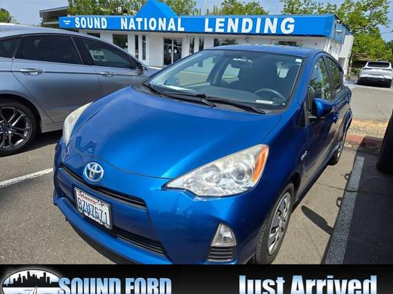 TOYOTA PRIUS C 2013 JTDKDTB36D1051055 image